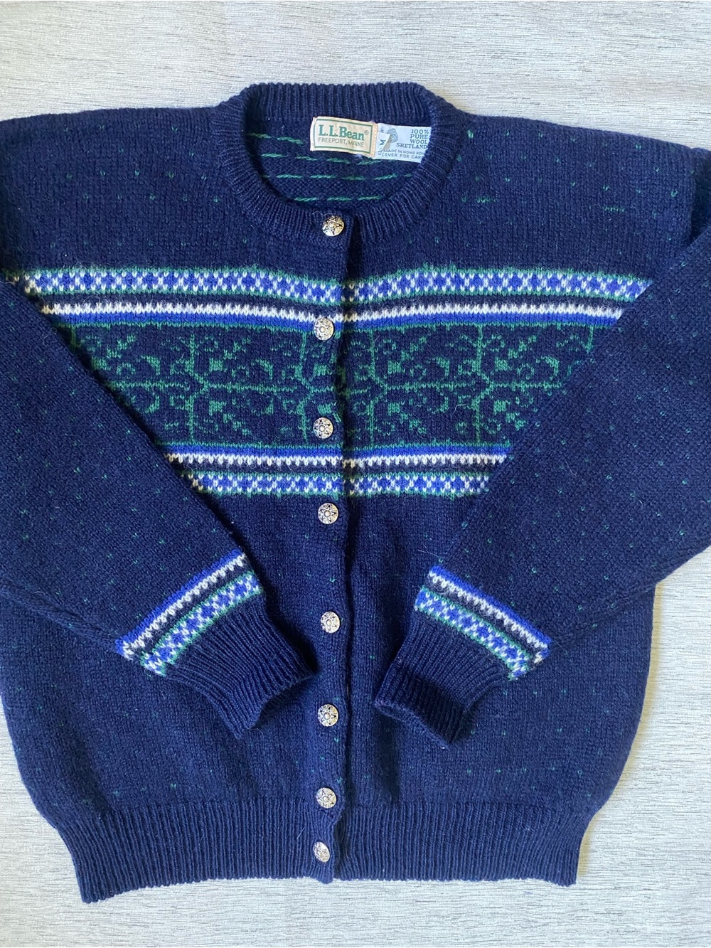 Vintage L.L.Bean Shetland Wool Cardigan Women’s Navy Fair Isle Nordic Sweater
